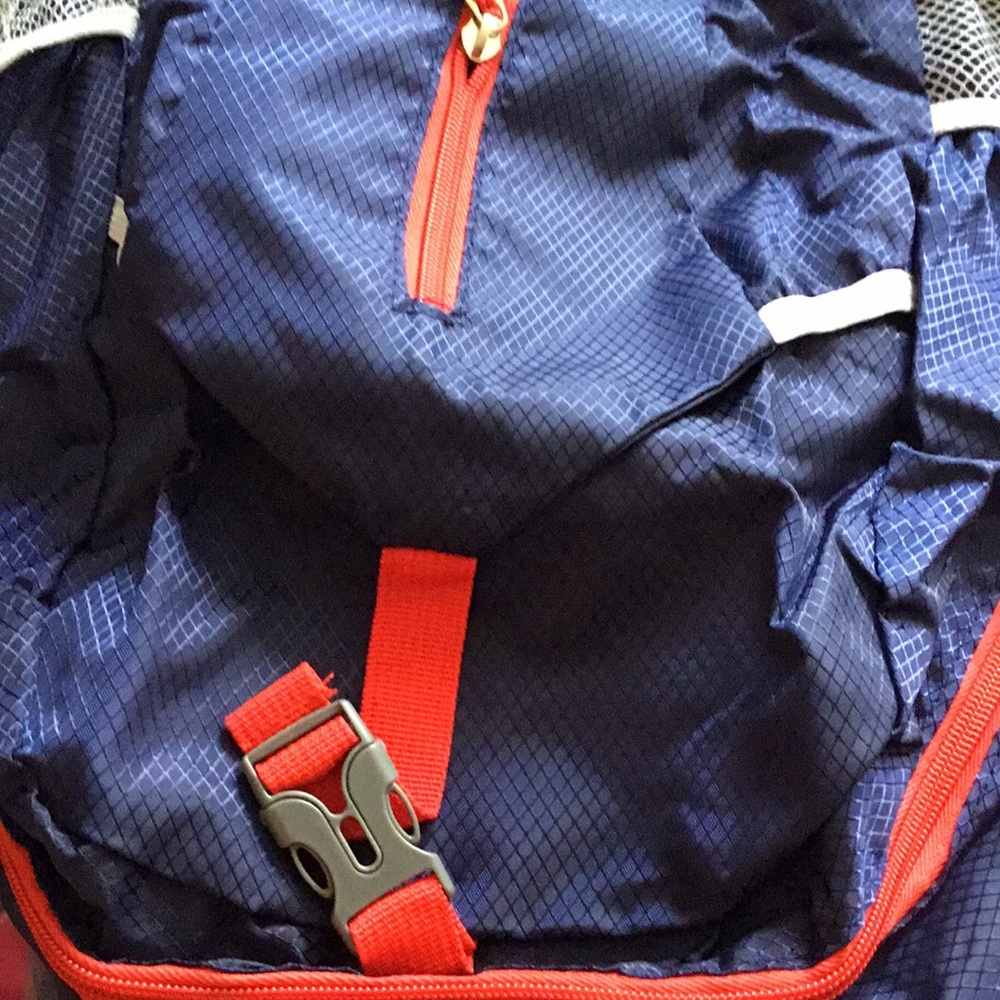 Men's Navy Blue climbing 🧗‍♂️ Daypack with Red Accents